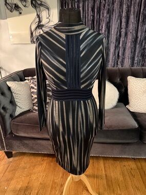 VENUS Metallic Black and Silver Mock-Neck Long Sleeve Bodycon Dress